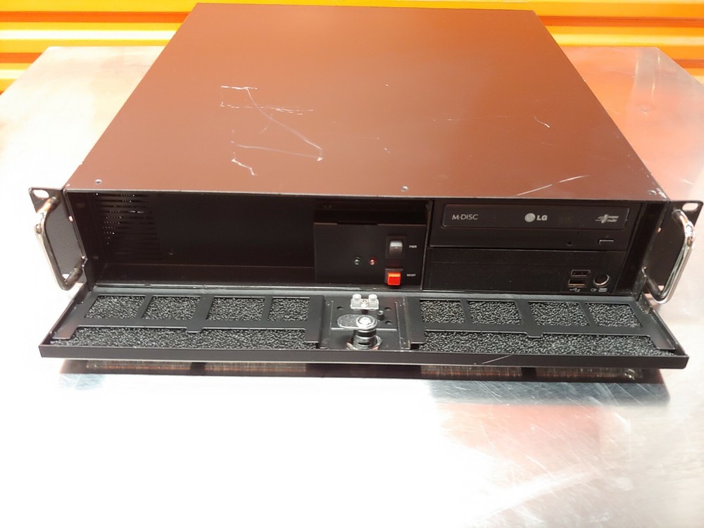 PC for Thermo Scientiﬁ Omni FTIR Multi Gas CEMS