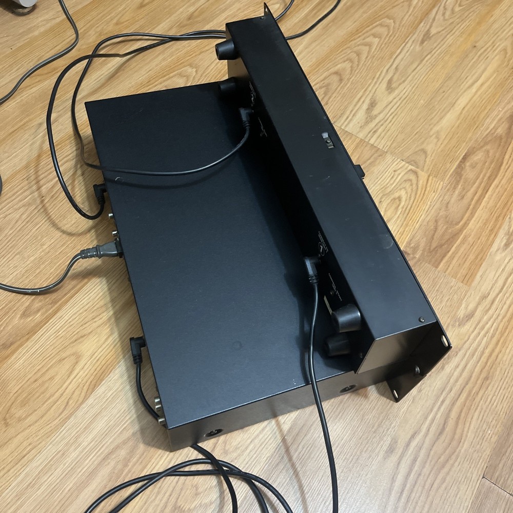 American Audio DCD-PRO210 - PLAYER UNIT Working Condition