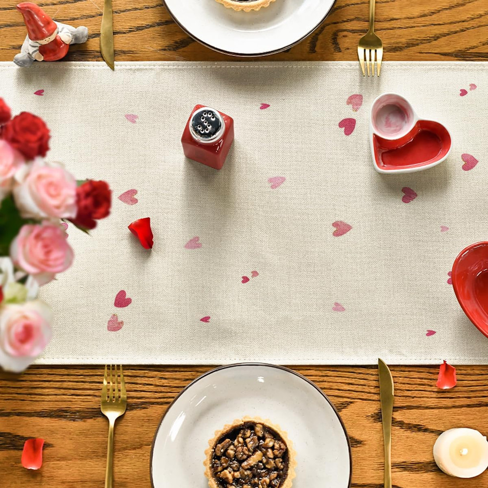Heart-Shaped Tree 210 GSM Valentine'S Table Runner, Wedding Anniversary Kitchen