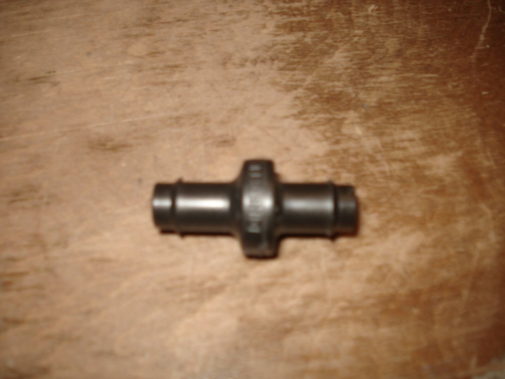 Ozone Check Valve 1/4" Barb x 1/4" Barb Black