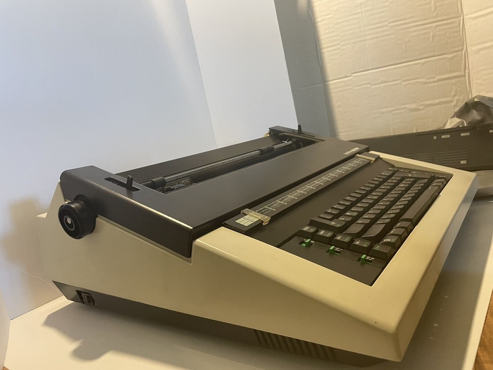 Brother EM-80 Typewriter Tested Working With Cover, 7220 Black Read Description