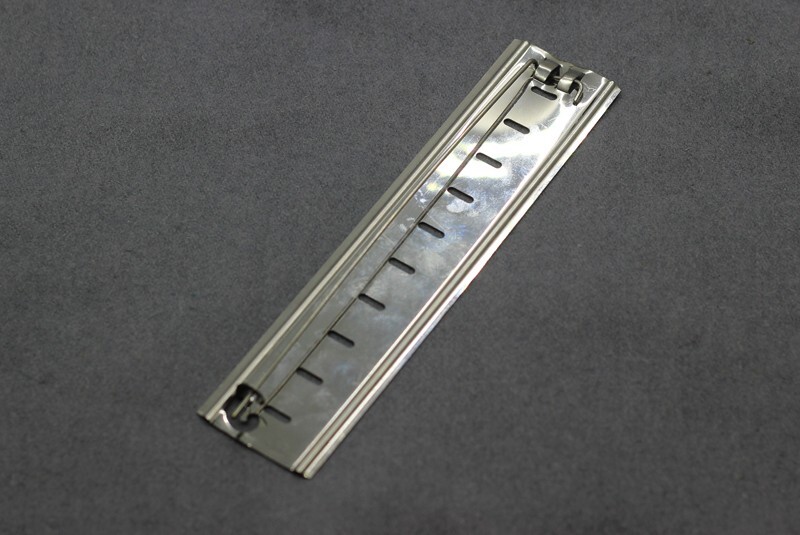 Mounting Bar for 5 Medals with fastener