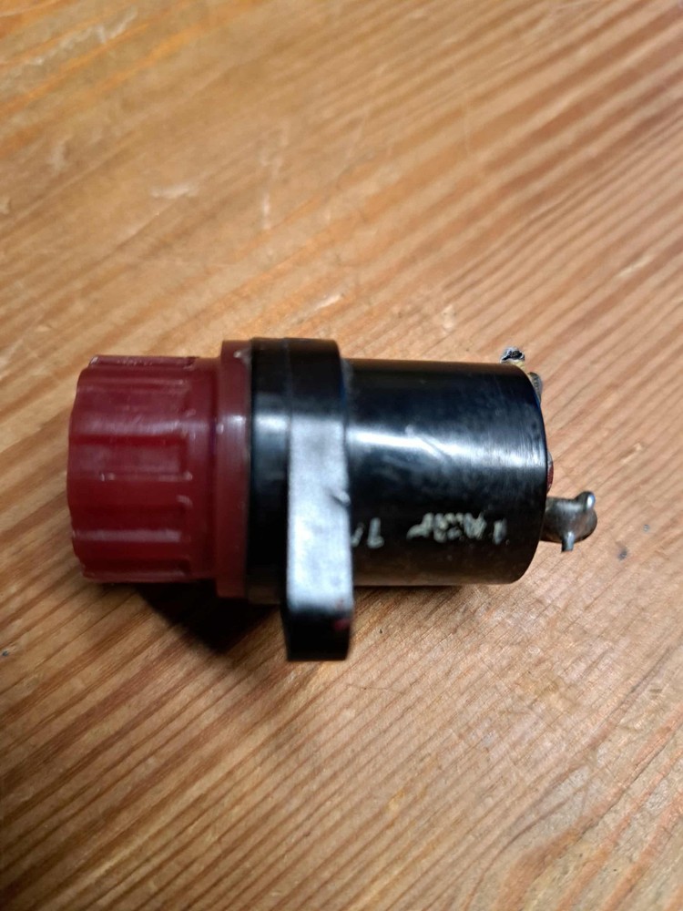 WIRELESS SET NO 19 SET PILOT LAMP