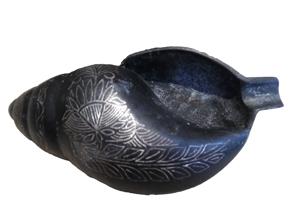 Bidriware Metal Seashell Ashtray