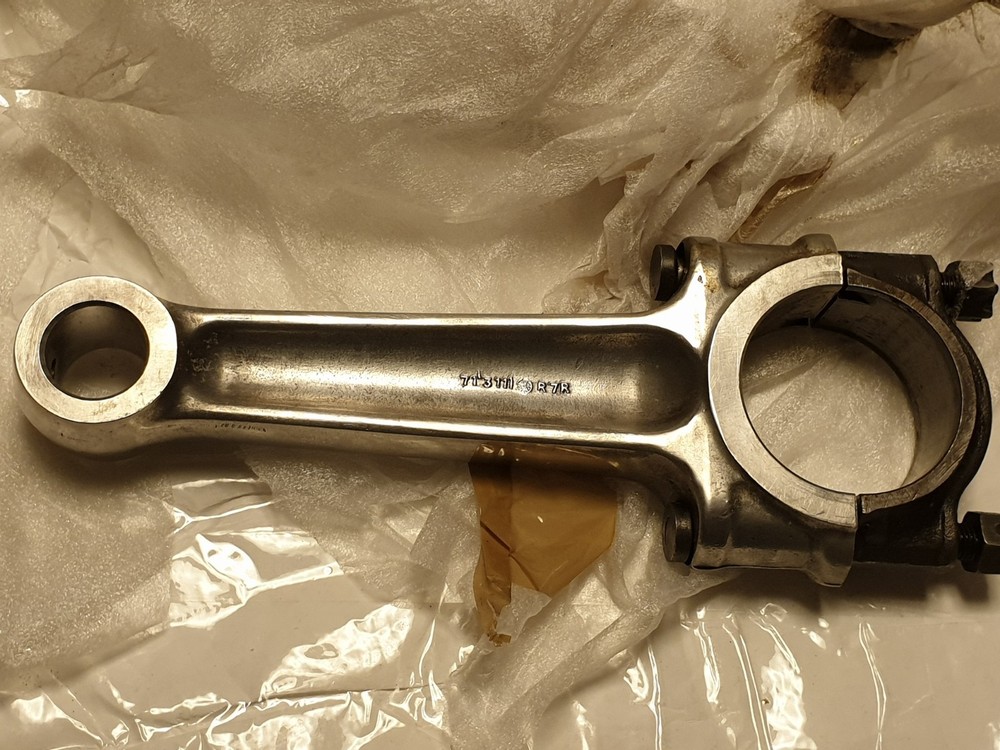 BSA A65 Con Rod Steel Capped A70 Right