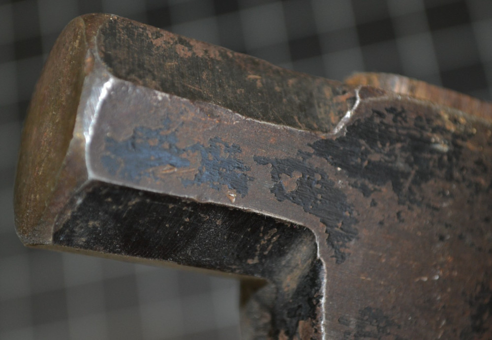 TRUE TEMPER - FLINT EDGE - U.S.A. MARKED - HALF HATCHET WITH ORIGINAL HANDLE