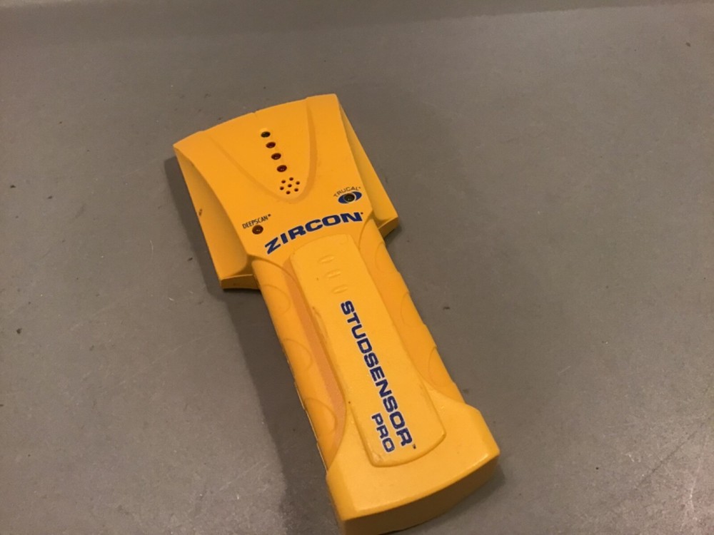 Zircon Studsensor Pro LCD Stud Finder Tested & Working