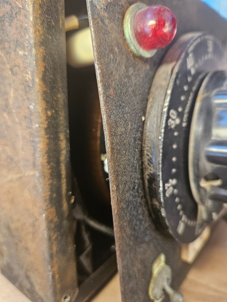 Vintage Standard Electrical Adjust-A-Volt Variable Transformer Variac Untested