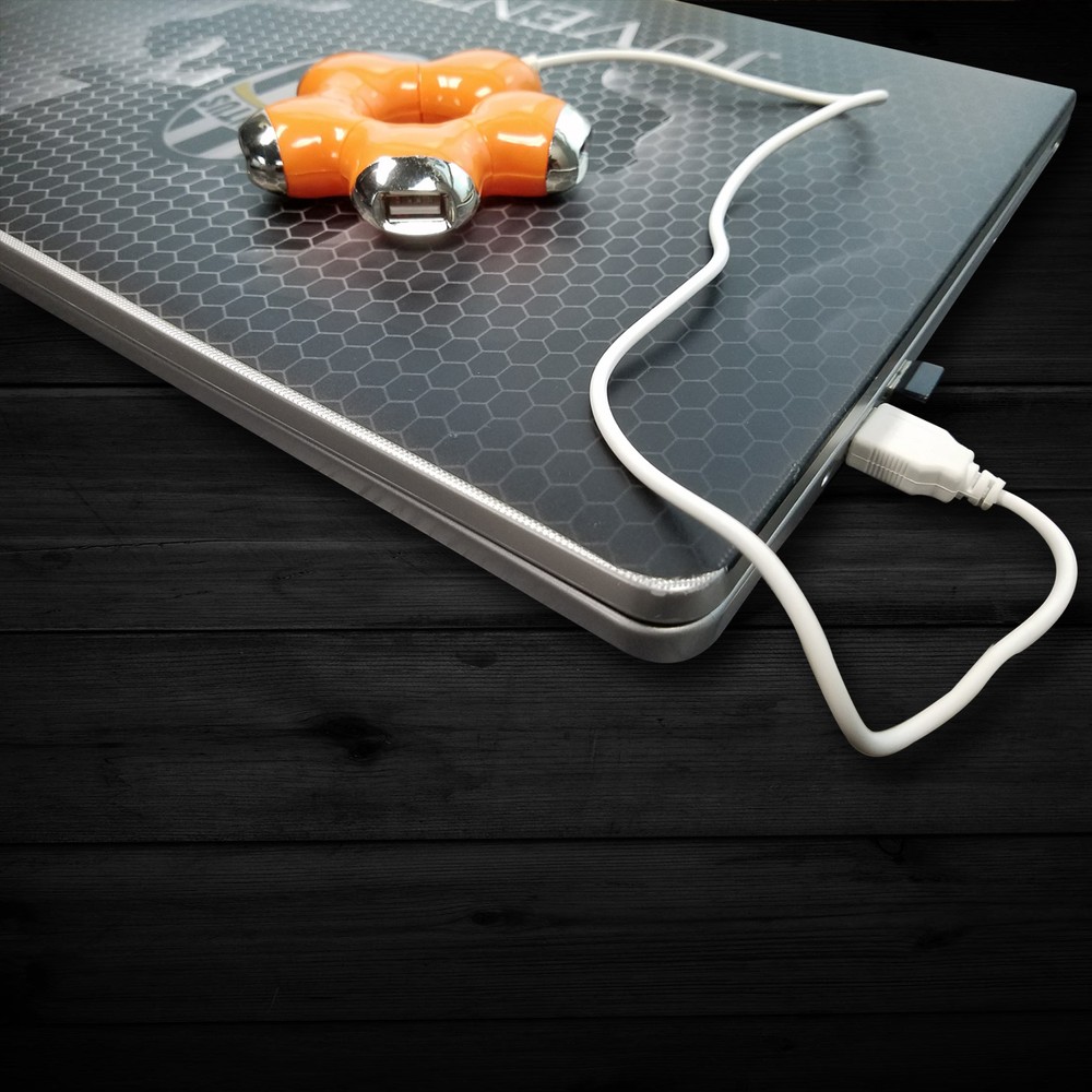 4x Hi-speed USB ports