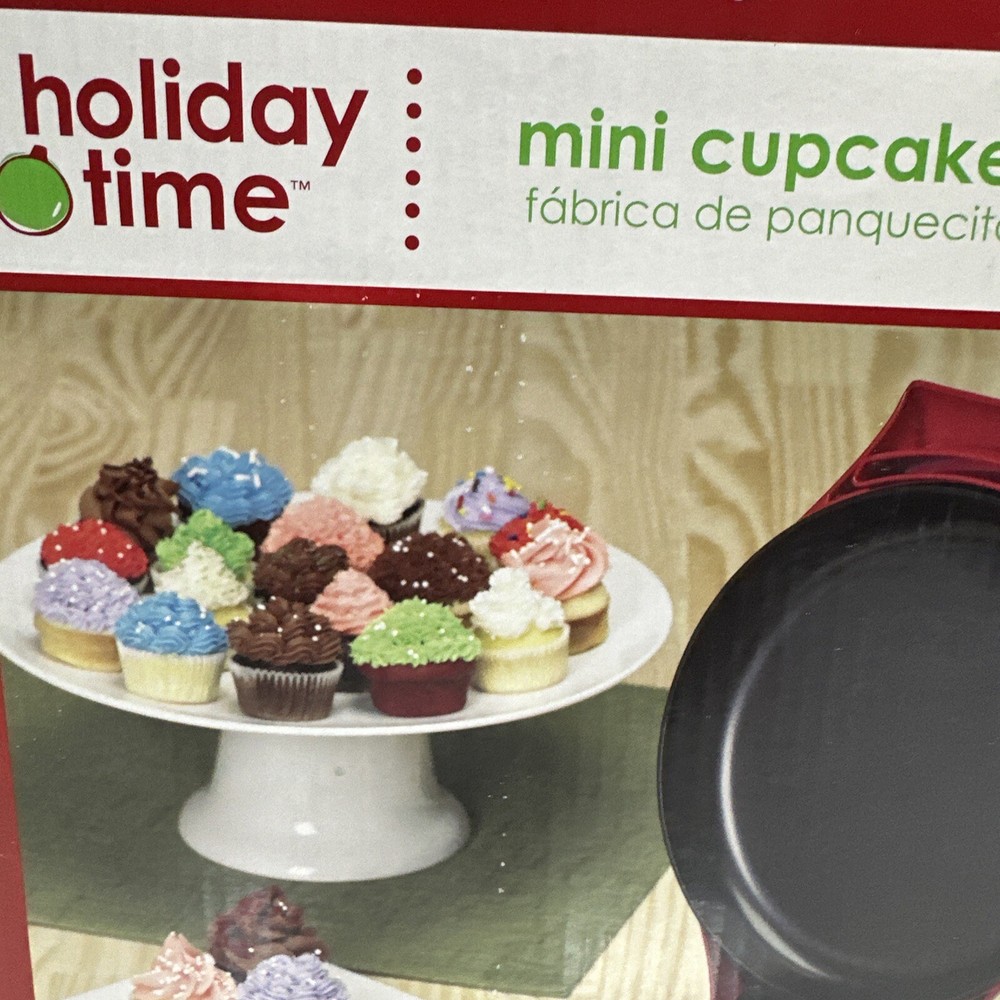 New Boxed Holiday Time Mini Cupcake Maker Nonstick Kids Baking Fun Kitchen