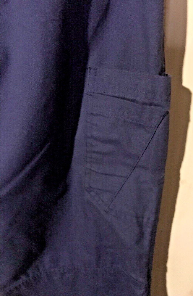 Butter-Soft Scrub Set Women's Medium Navy Multi-Pocket Top & Pants