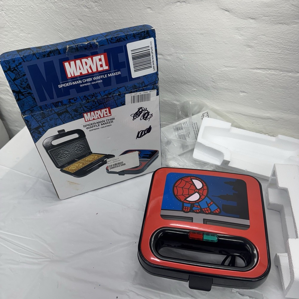 Marvel Spider-Man Mini Waffle Maker - Marvel Kitchen Appliance