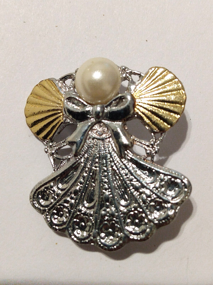 Gold/Silvertone Angel Lapel Pin