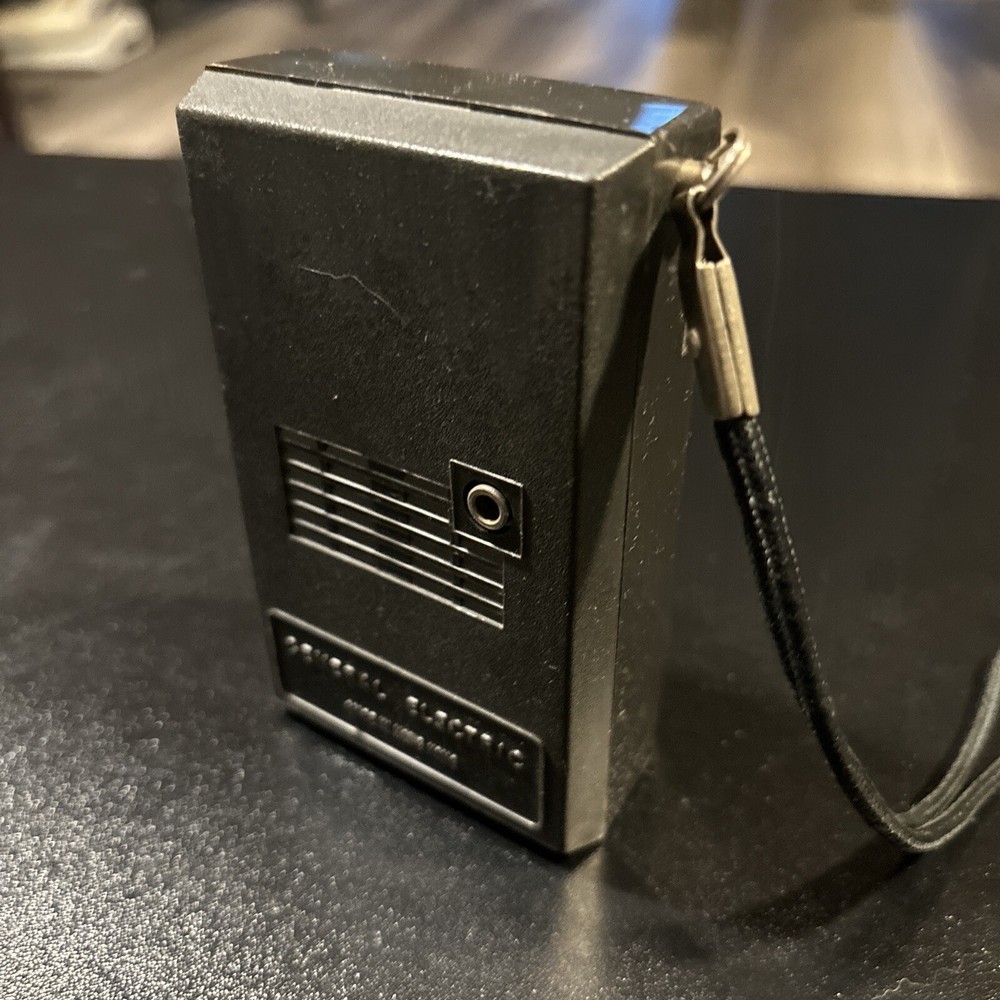GENERAL ELECTRIC Transistor Radio - WORKS! Great Shape