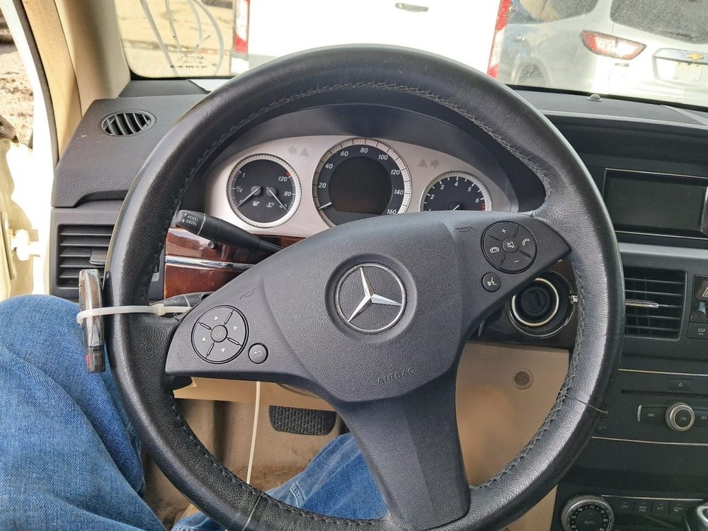 GLK350 2010 Glove Box 4865423