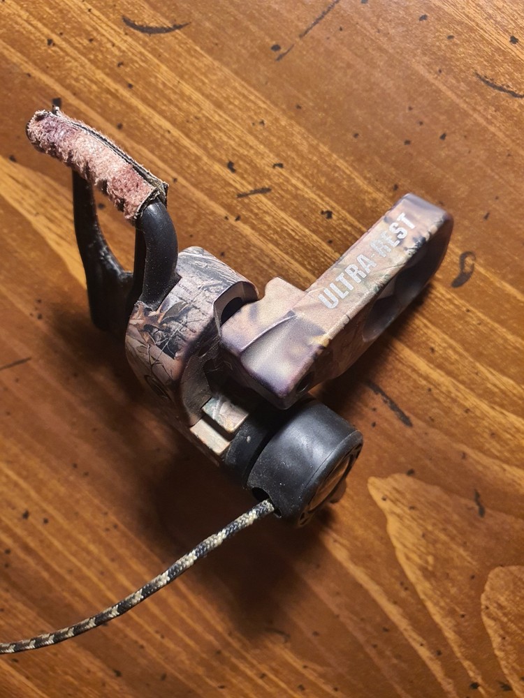 Hoyt Quality Archery Design Camo Rest