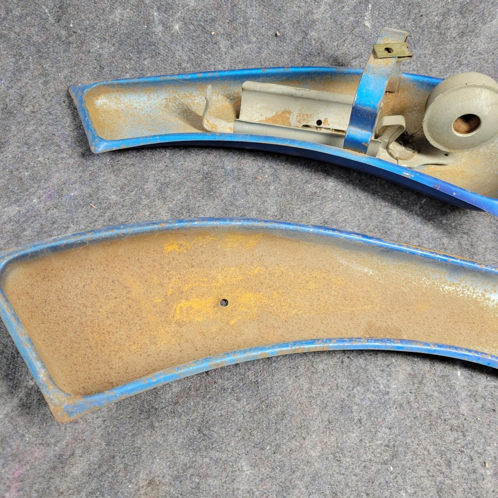 Vintage Firestone Bicycle Tank With Push Button Horn ( Untested) Blue And White