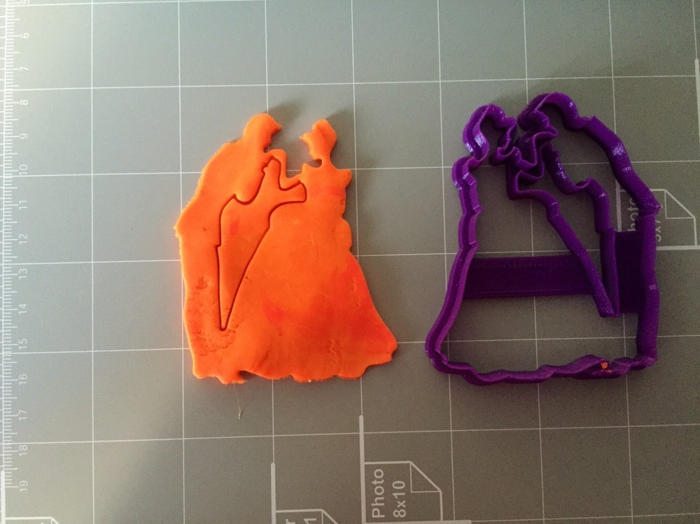 Prince & Princess Dancing Cookie Cutter