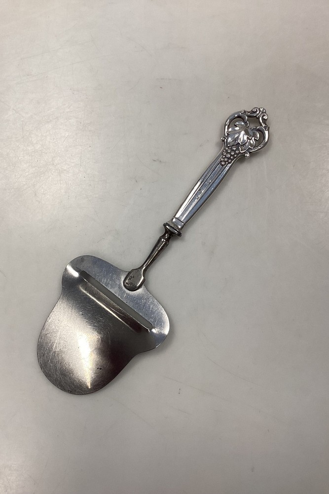 Cohr Grape Silver/Steel Cheese slicer