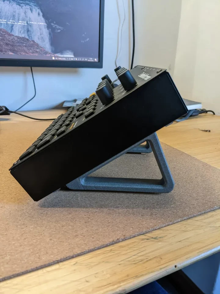 Elektron Digitakt / Digitone Angle Stand Black Riser Bracket 3d Printed