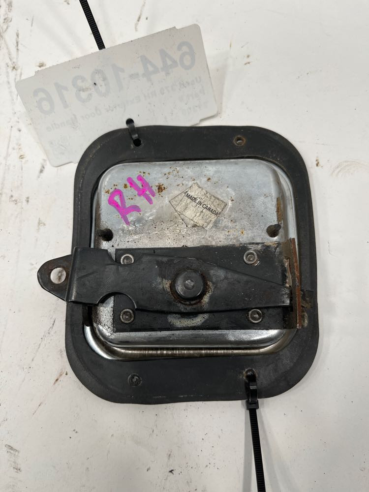 2003 Peterbilt 379 Door Handle (644-10316)