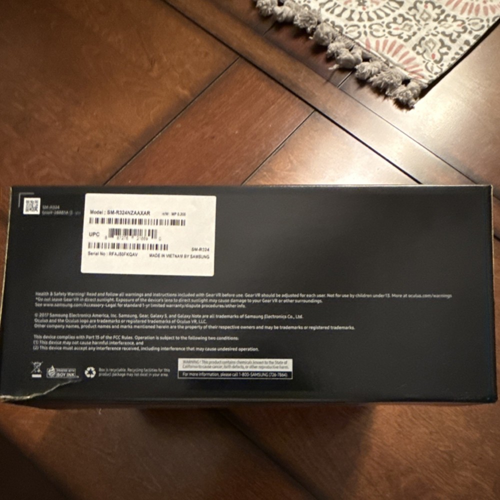 Samsung Gear Vr With Controller Open Box Powered By Oculus