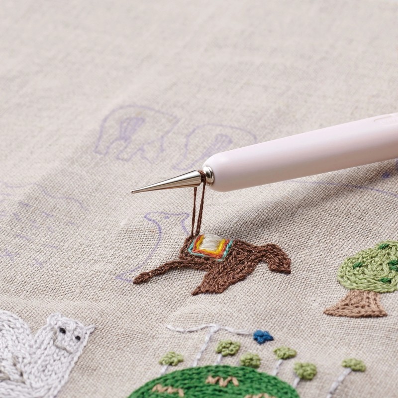 Clover Double Tracing Tool - To Trace Embroidery Patterns - Fine End - Thick End