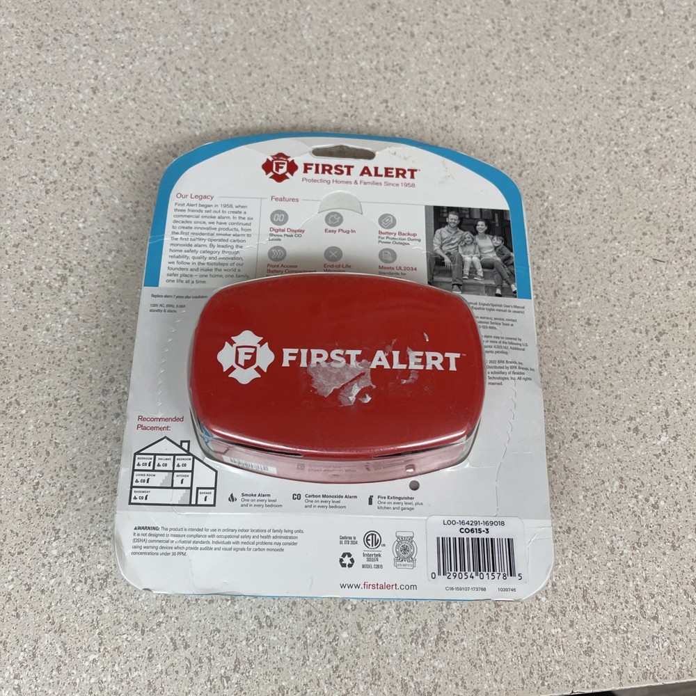 First Alert Carbon Monoxide Detector with Digital Display
