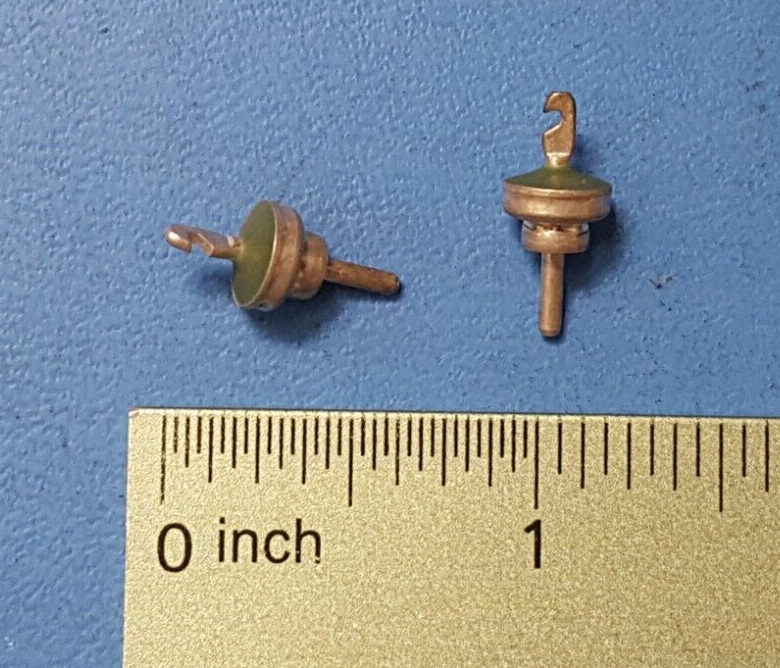 (4PCS) RF Feed-Through, HERMATIC SEAL, GREEN 50 OHM