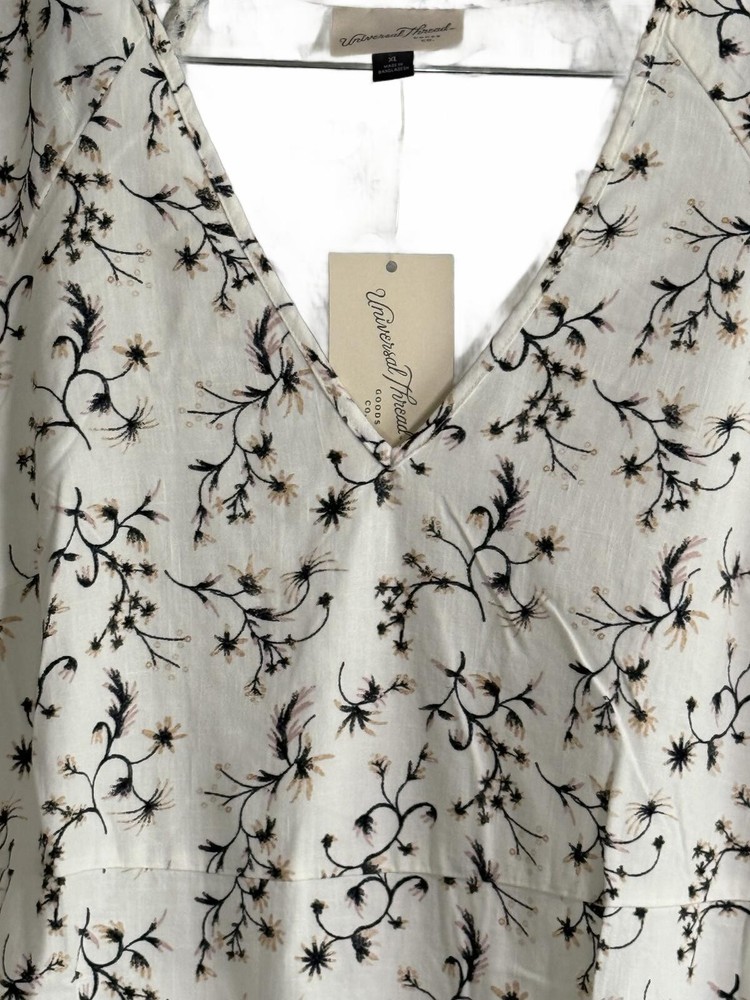 Universal Thread White Floral Puff‑Sleeve Top – XL