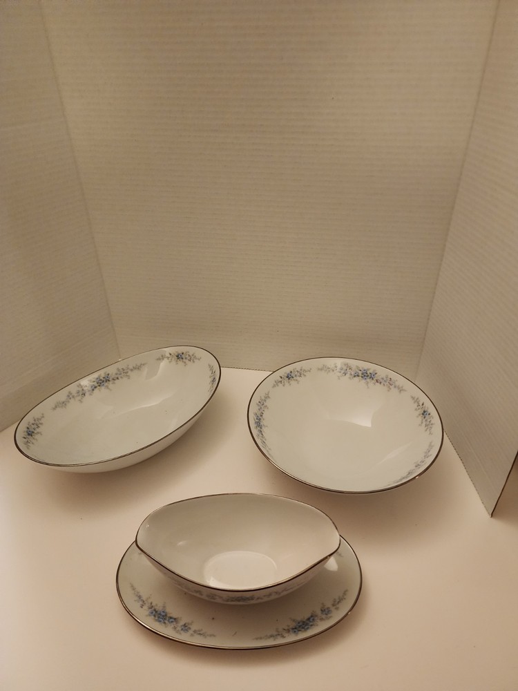 Nortake Roseberry China Set 6 complete place settings