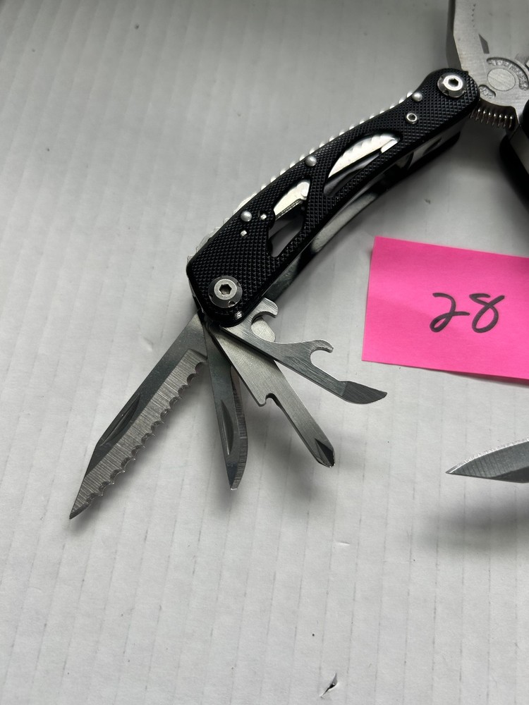 Genic Multi Tool with belt holder and bits