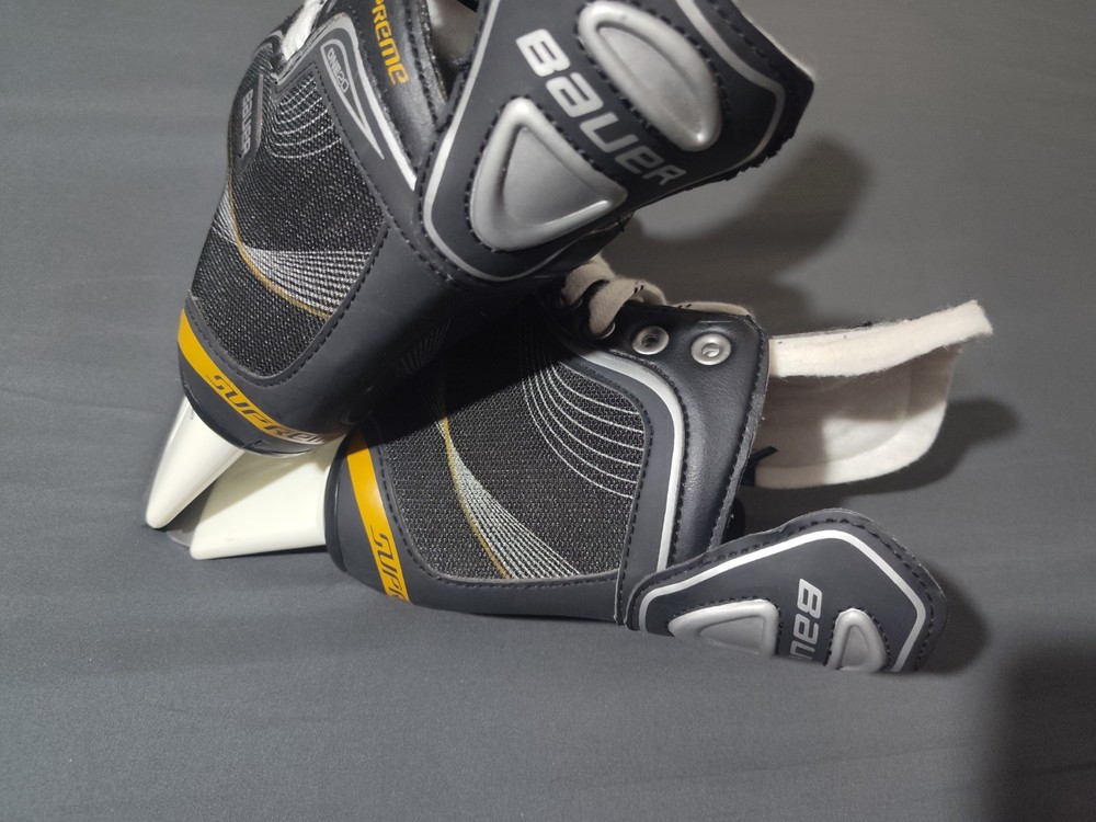 Bauer Supreme Ice Skates US 2