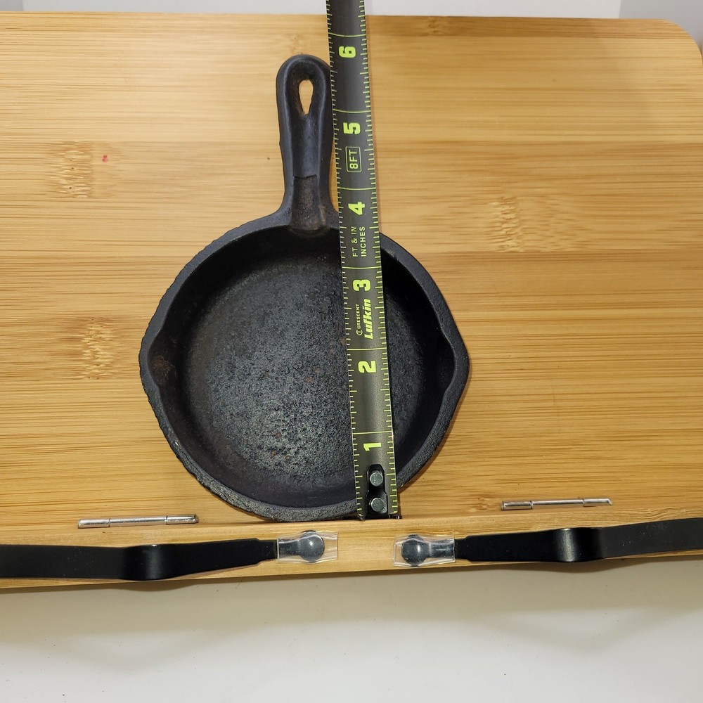Cast Iron frying pan 4" - pitted and rusting - decorative
