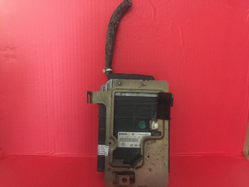 NY413-4 OEM 96 VOLKSWAGEN JETTA ENGINE CONTROL COMPUTER MODULE ECM ECU