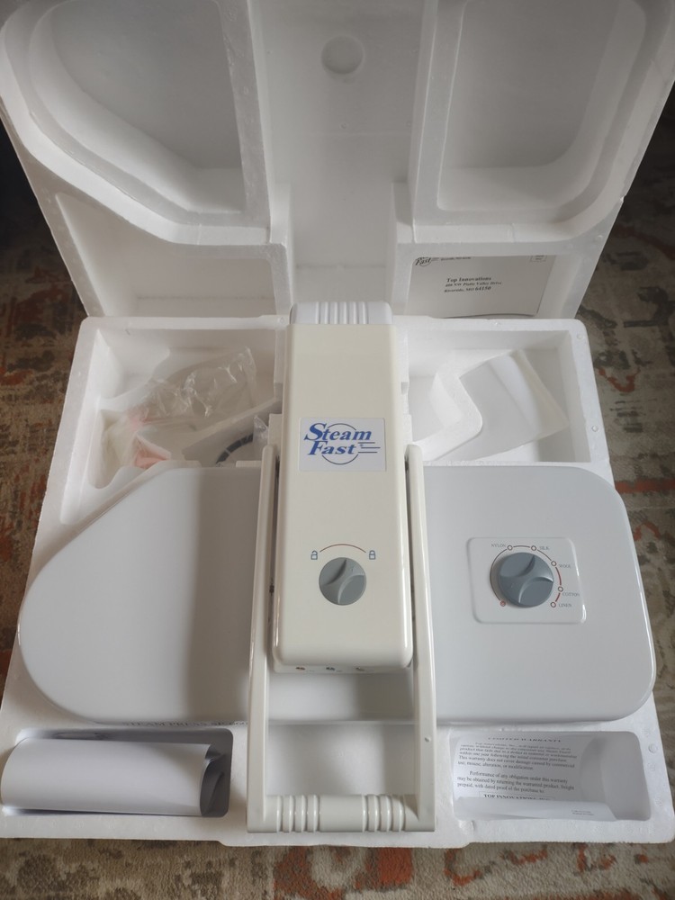 Steamfast SP-660 Fabric Steam Press OPEN BOX