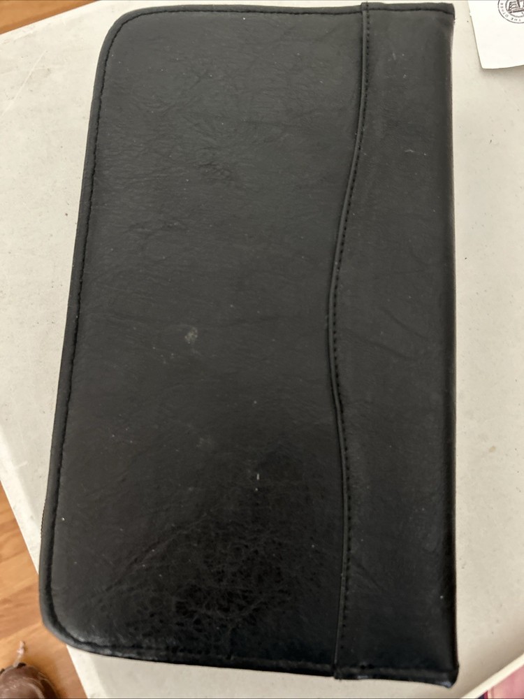 Case Logic Black Cd DVD Holder Holds 90