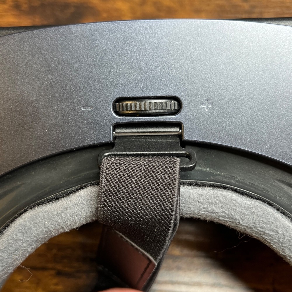 Samsung SM-R324 Gear VR By Oculus With Controller Black (Missing Visor) 2018