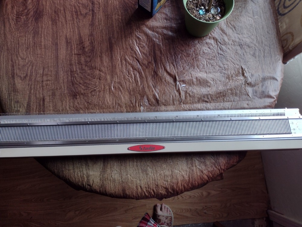 Studio SR302 Ribbing Attachment (Ribber)