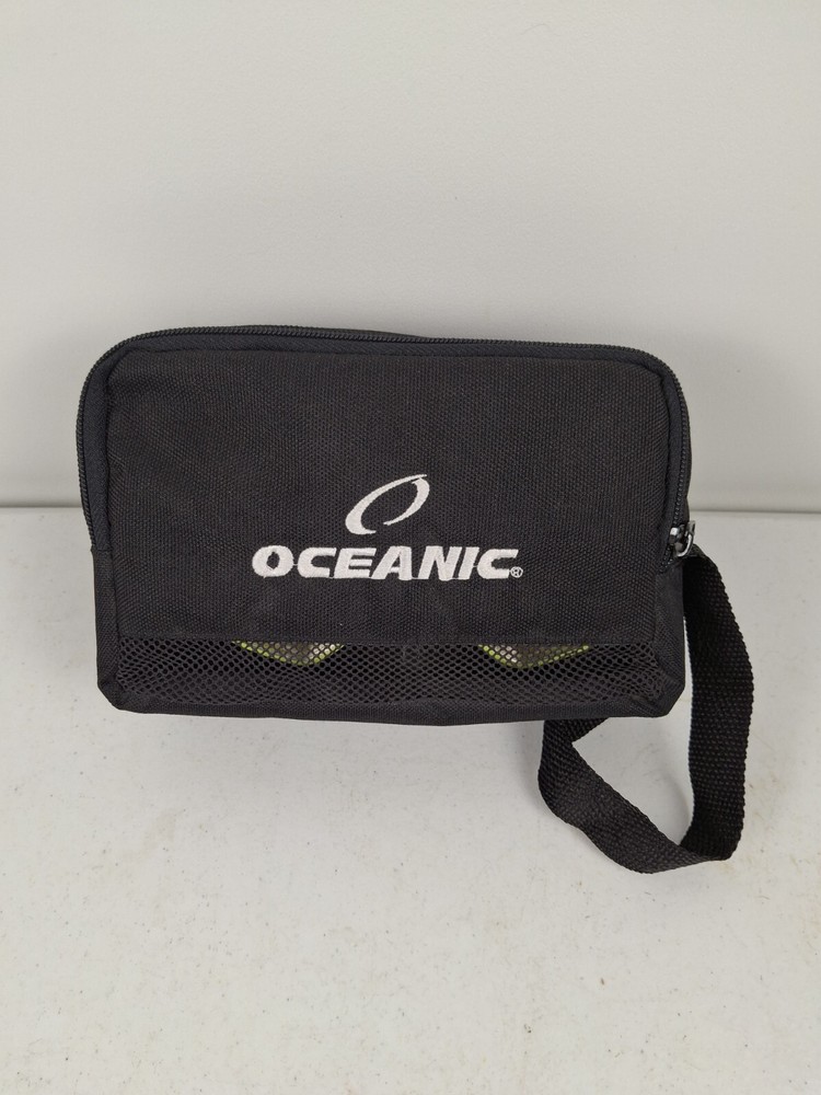 Snorkeling Mask And Case Oceanic