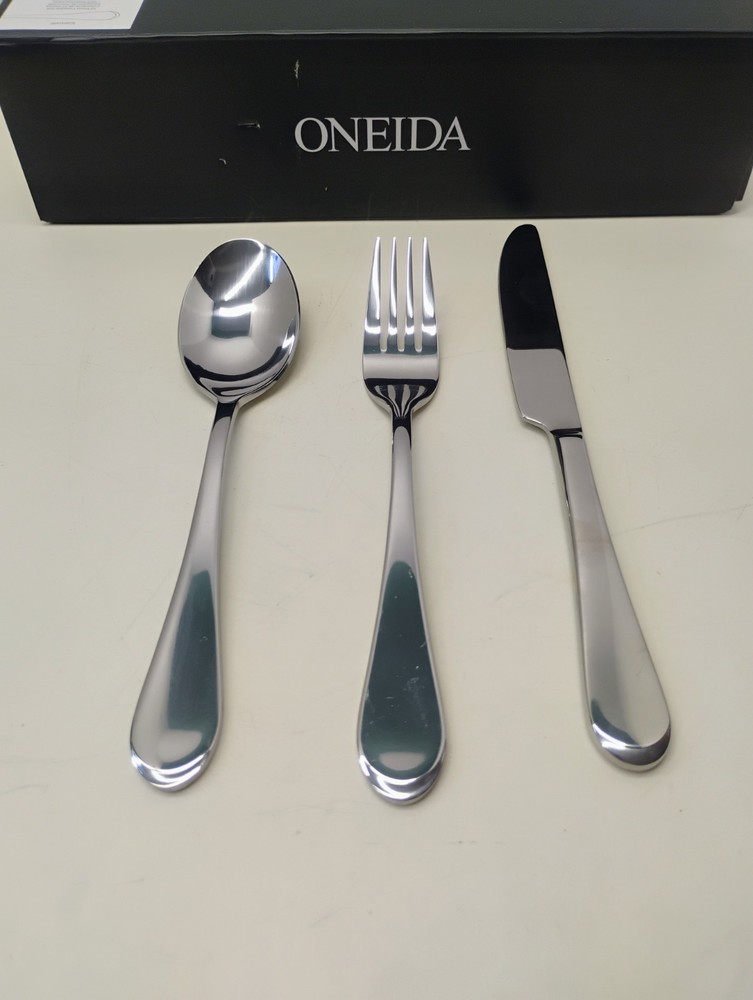 895269 Icarus 12 Piece Everyday Flatware Set N/O
