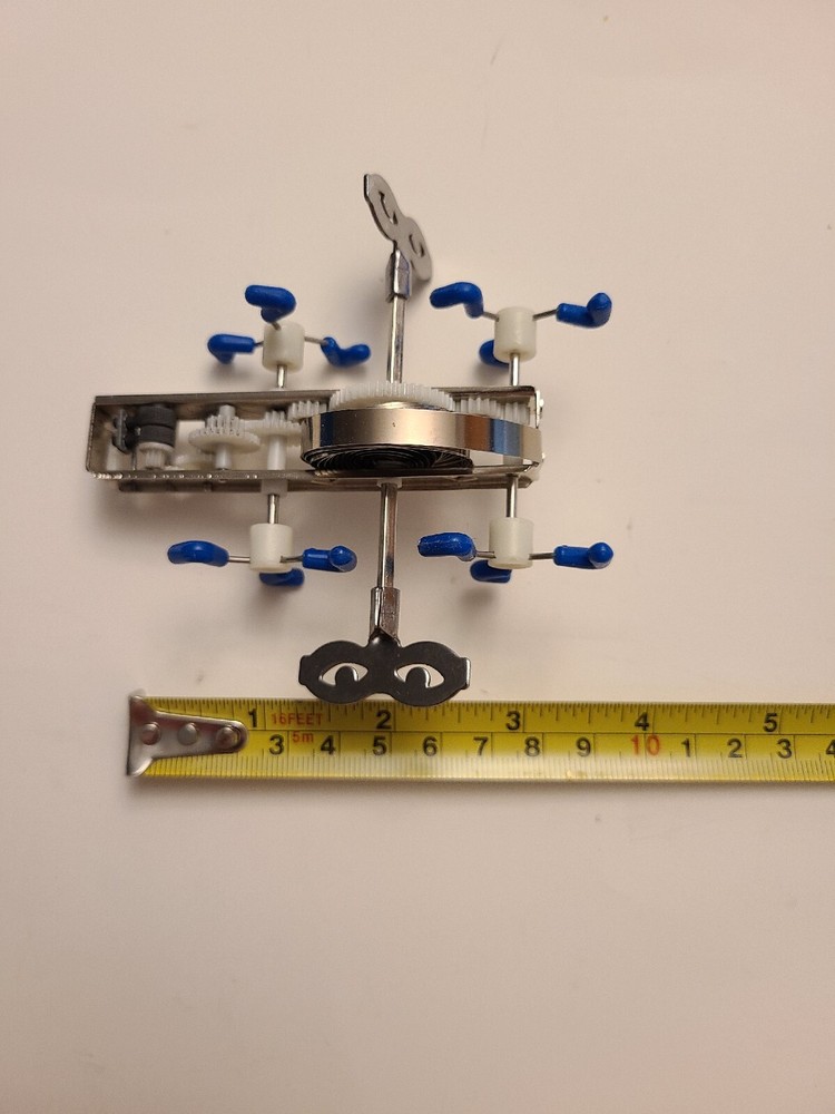 Robot Toy Walker Wind Up Works Gears