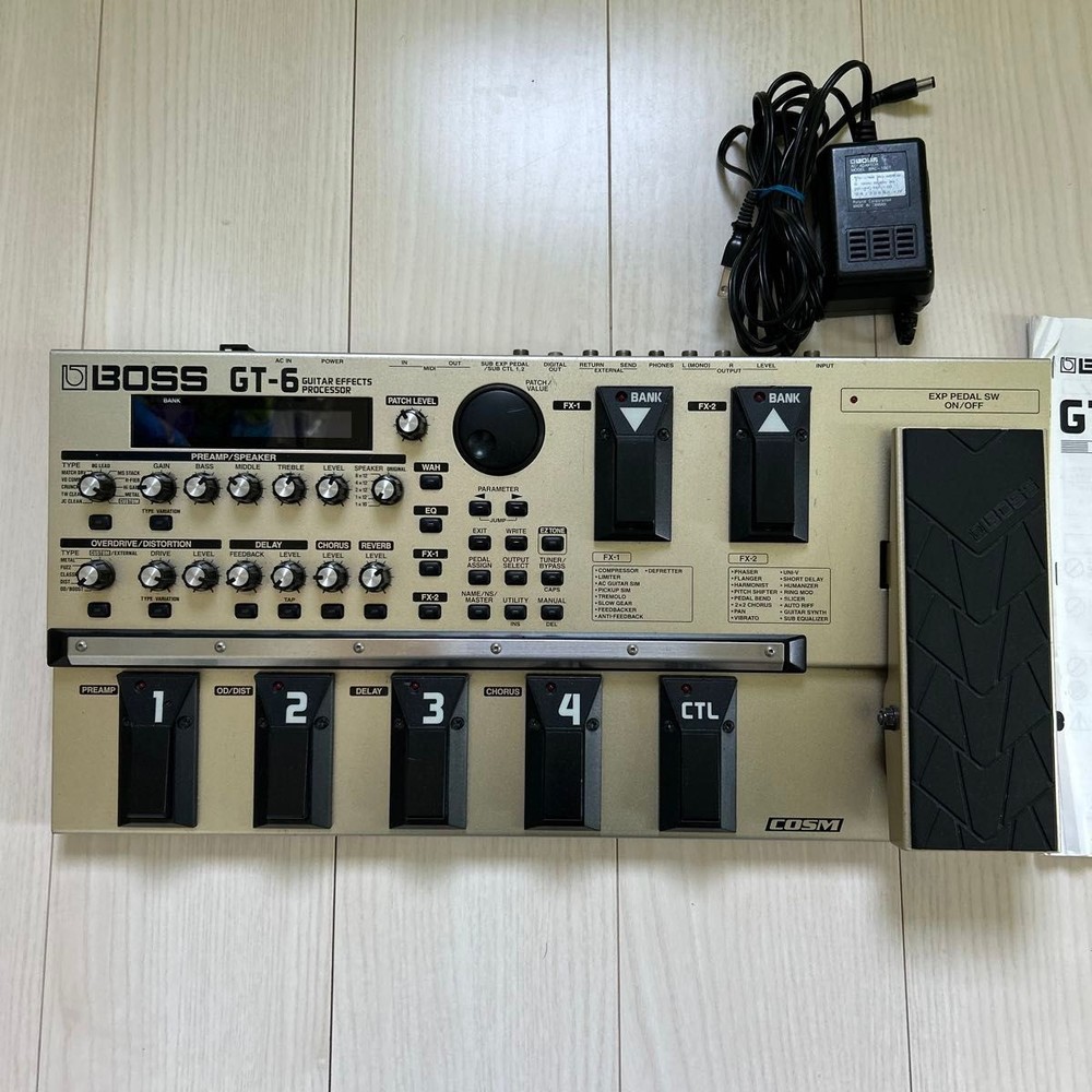 BOSS GT-6 Guitar Multi Effects Processor Pedal Board w/ AC Adapter Tested Japan