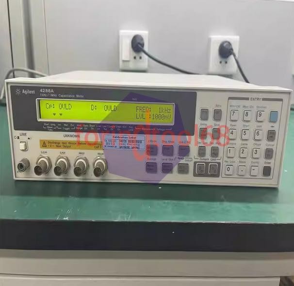 ONE Used Agilent 4288A 1kHz/1MHz Capacitance Meter