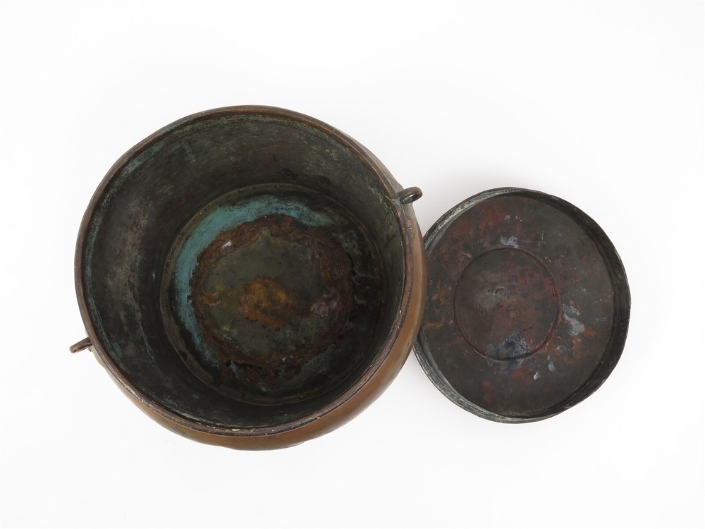 Antique Large Rustic Copper Lidded Cachepot Seed Pot Urn 12" x 11" tall