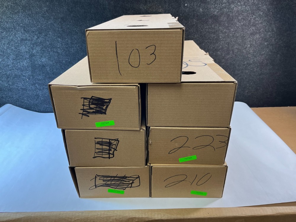 Epson ELPHD02 HDBT HDMI Display Transmitter/Control Pad W/ Accessories