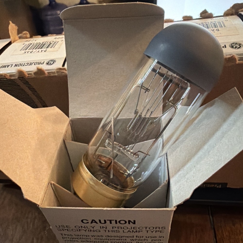 GE 29695 Projector Lamp Bulb