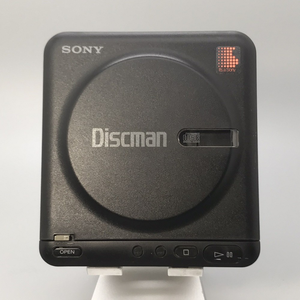 Sony Discman D-2 CD Walkman 1990 Made in Japan - Tested Working