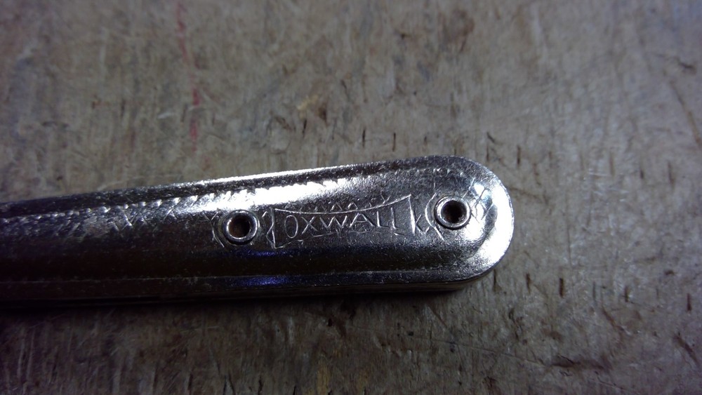 Oxwall 1/4" Drive Small Ratchet 4 1/4" long.