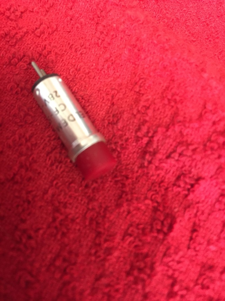 CF03-RTS-1762 28V-400MA  ELDEMA INDICATING LITE NOS